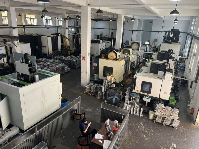 Yimi (Guangzhou) Automotive Parts Co, Ltd خط إنتاج المصنع