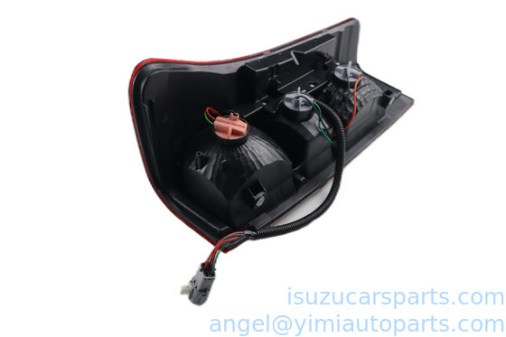 ISUZU DMAX 2012 ضوء الخلف ASM L 8981254031