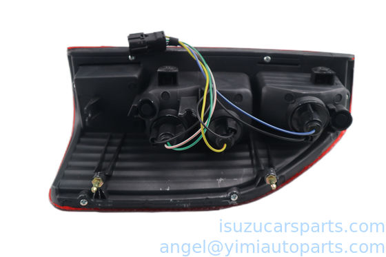 ISUZU DMAX 2002 ضوء الخلف ASM L 8972347501